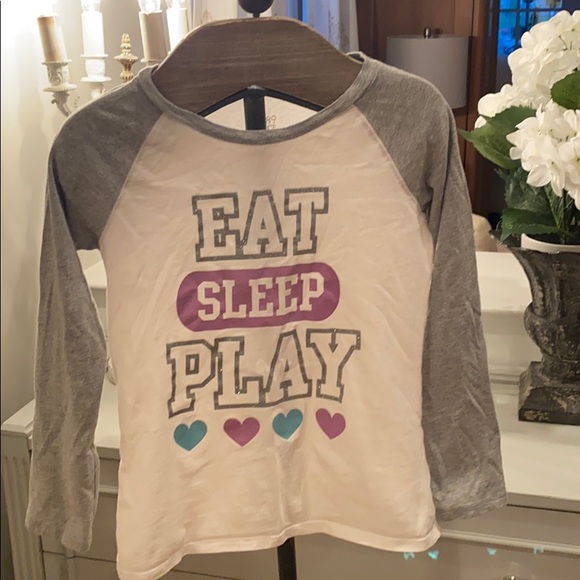 BUNDLE W ITEM & GET $5 RAGLAN SHIRT - Picture 1 of 3